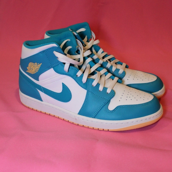 Nike Air Jordan 1 Mid Aquatone Blue Gold AJ1 Casual Basketball Men's 12 US - Picture 4 of 6